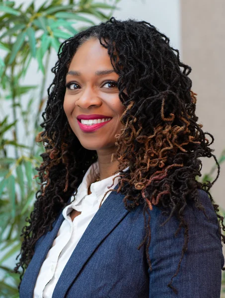 Daaiyah Shamsud-Din, Agent